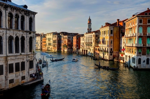 Romanttinen Venetsia on erinomainen kaupunkilomakohde.