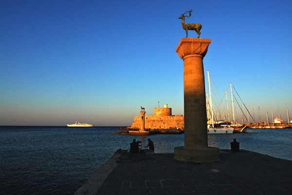 Rodos - sataman portti Rodos - sataman portti