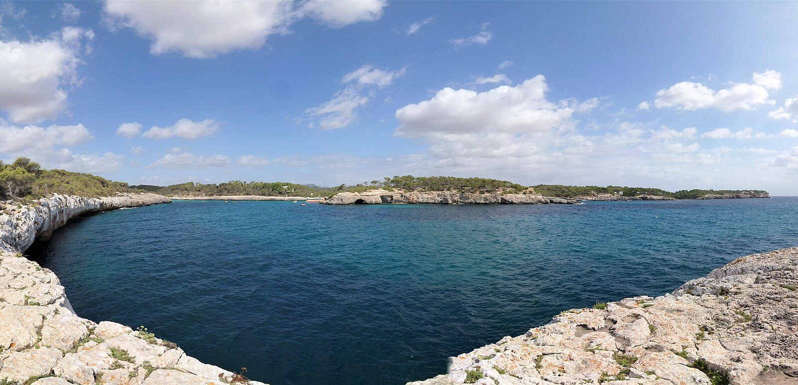 Mallorcan lomakohteet: missä asua? Vertailu ja valintaopas