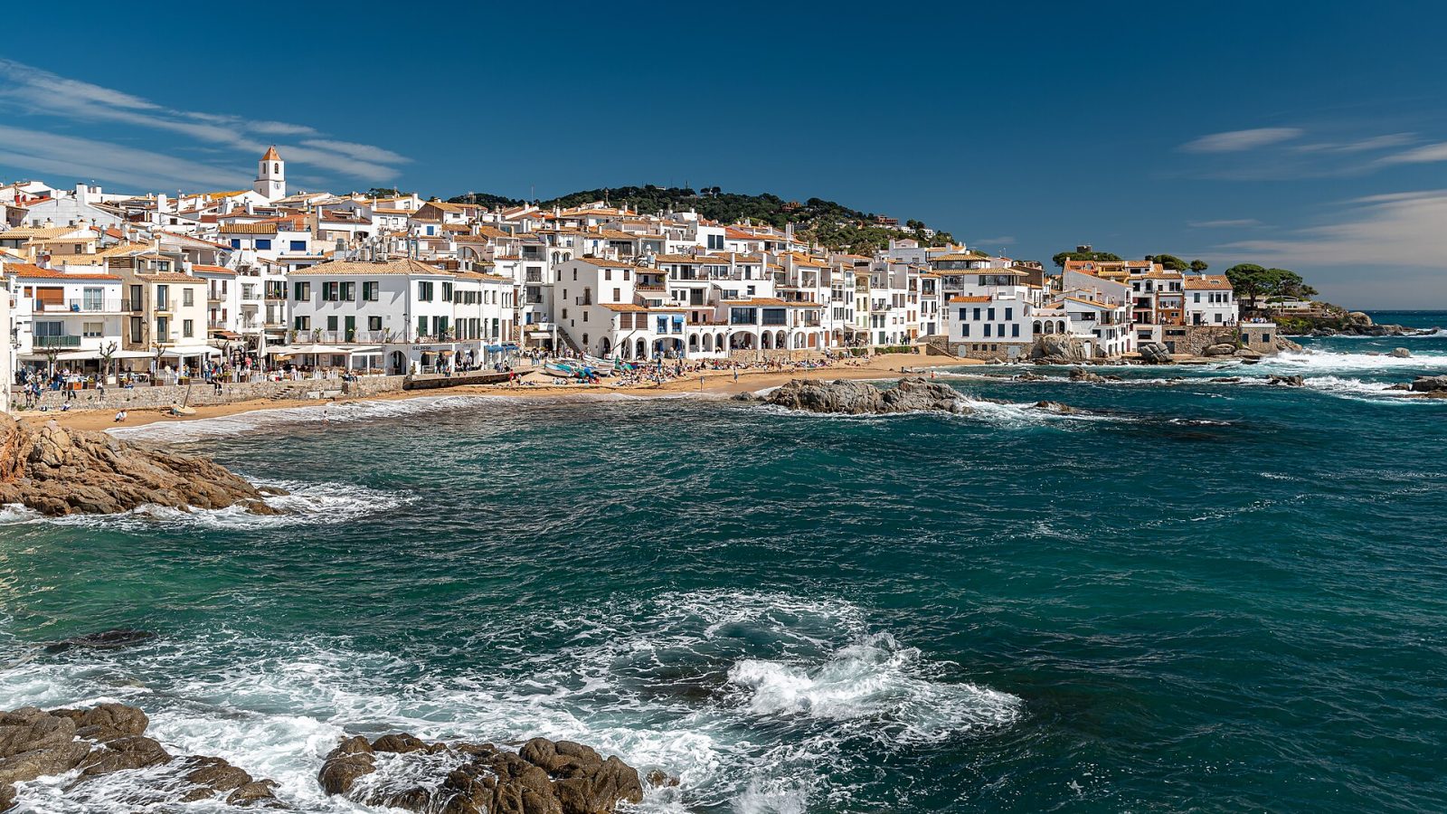 Costa Brava matkaopas: lomakohteet, poukamat, Girona ja Camí de Ronda