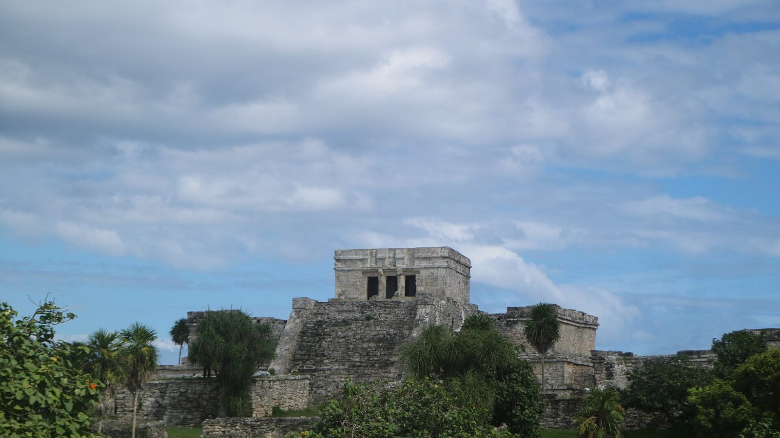 Tulum matkaopas: rauniot, rannat ja cenotet