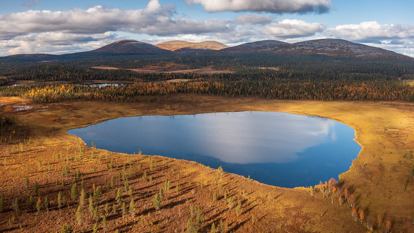 Pallas-Yllästunturin kansallispuisto: reitit, Hetta–Pallas ja tunturit