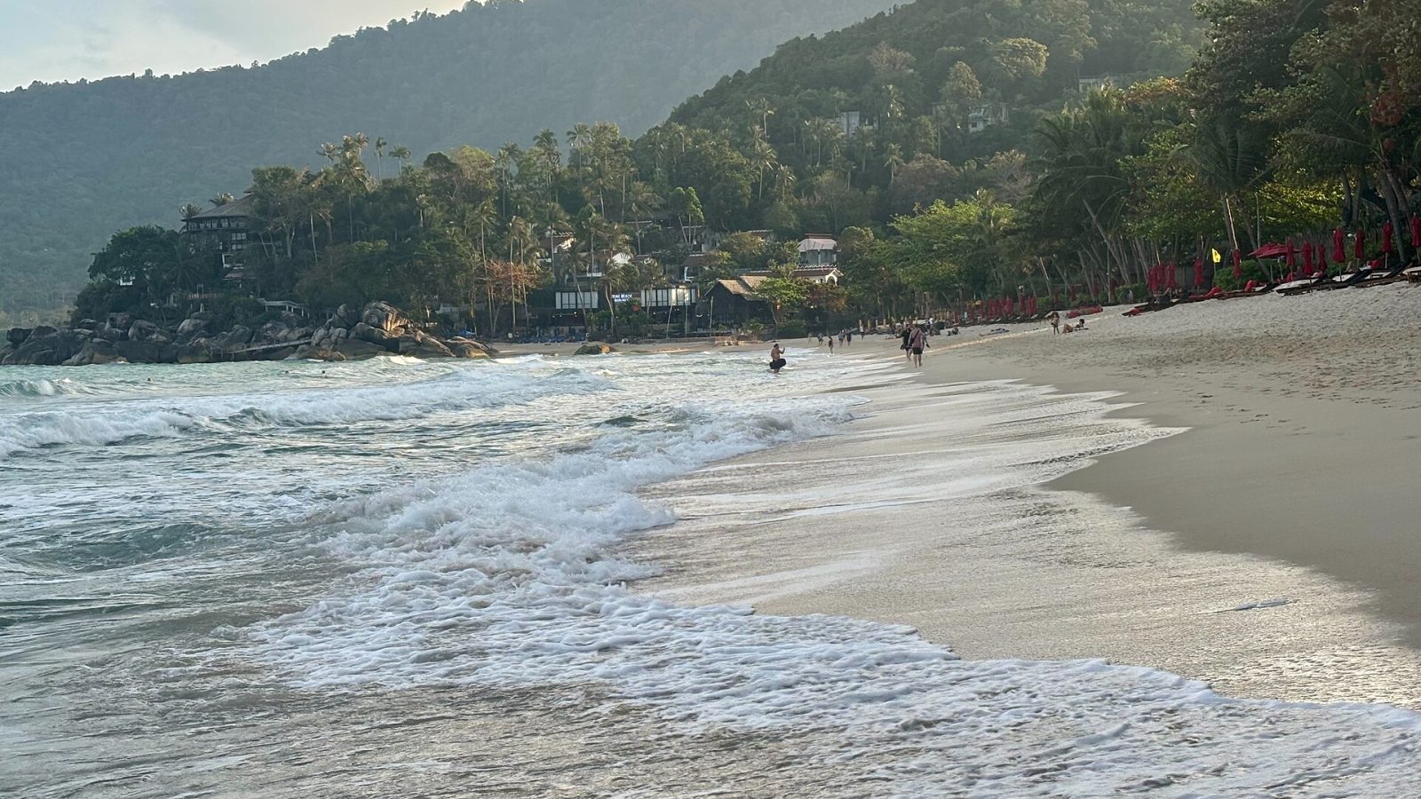 Koh Phangan matkaopas: rannat, täydenkuun juhlat ja retket