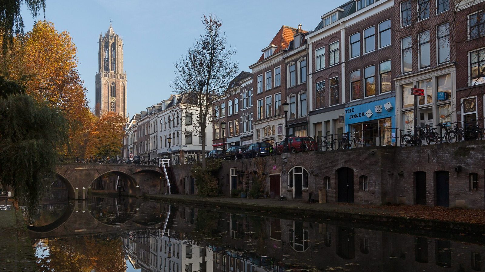 Utrecht matkaopas: Domtorni, kanavat ja parhaat vinkit