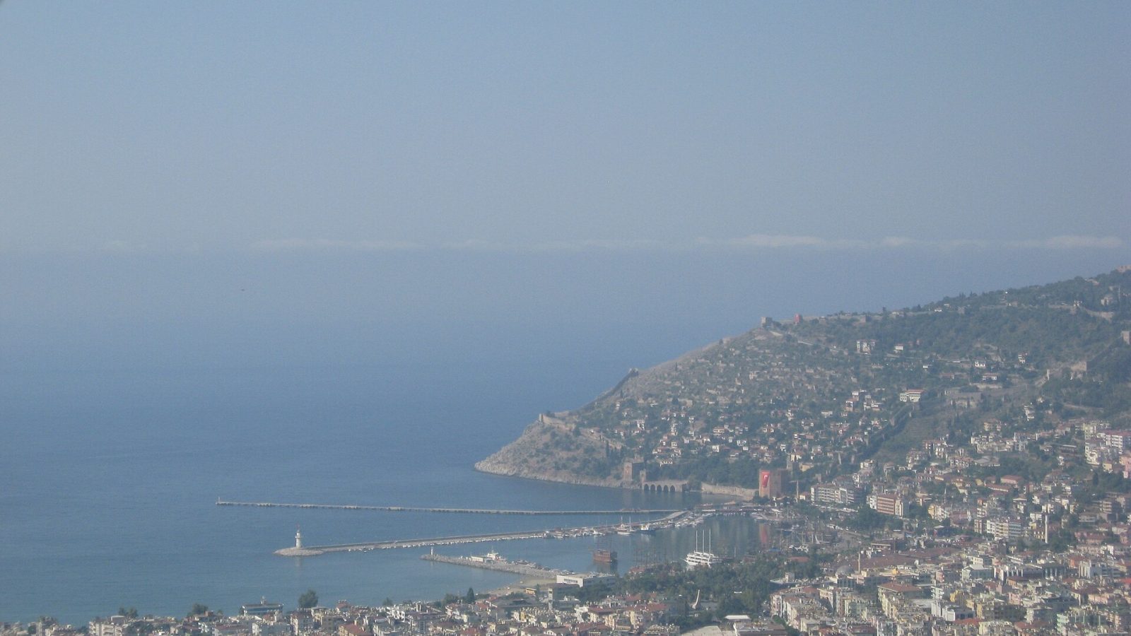 Alanya vai Side? Vertailu ja valintavinkit