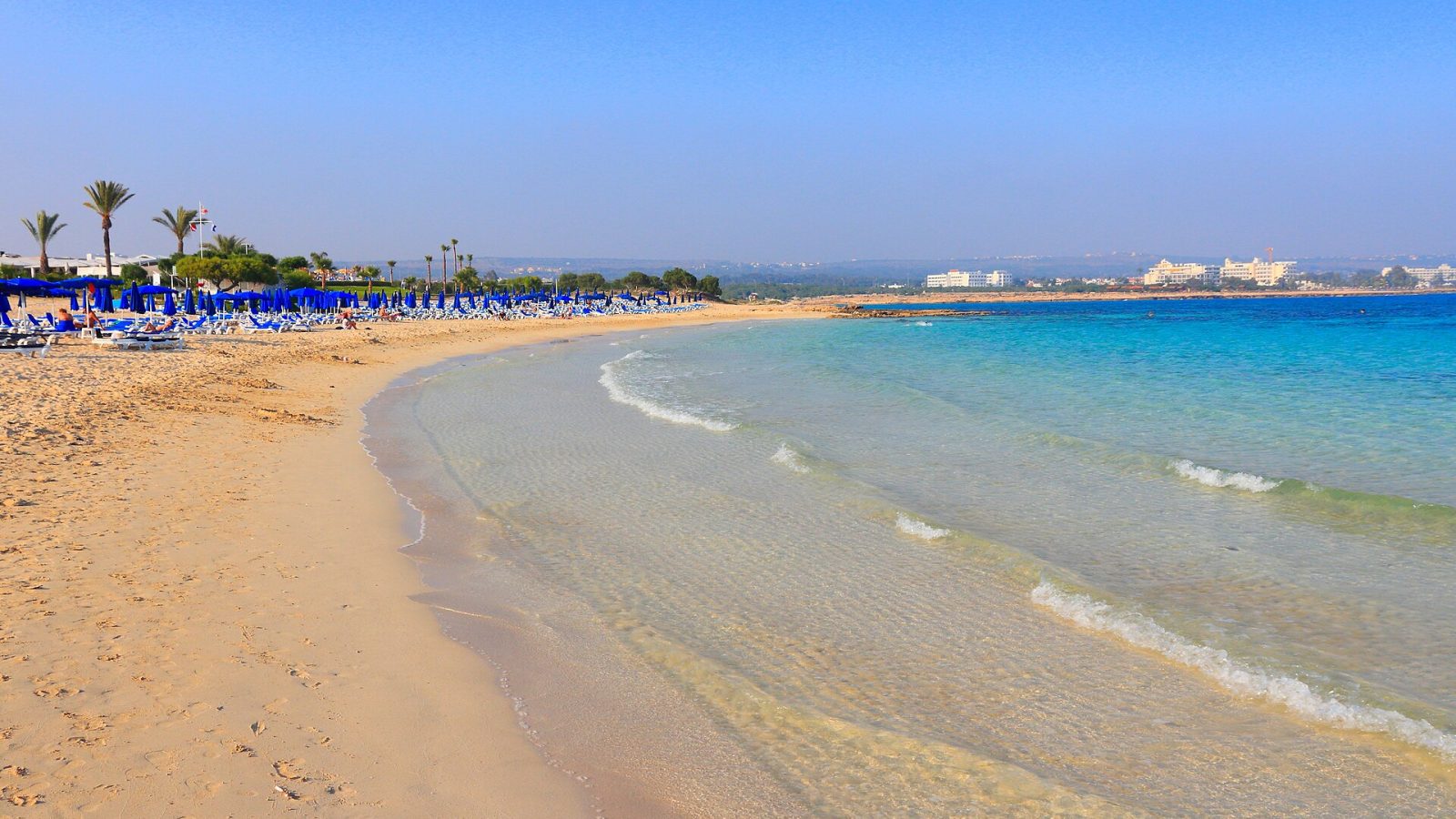 Ayia Napa matkaopas: rannat, yöelämä ja Cape Greco