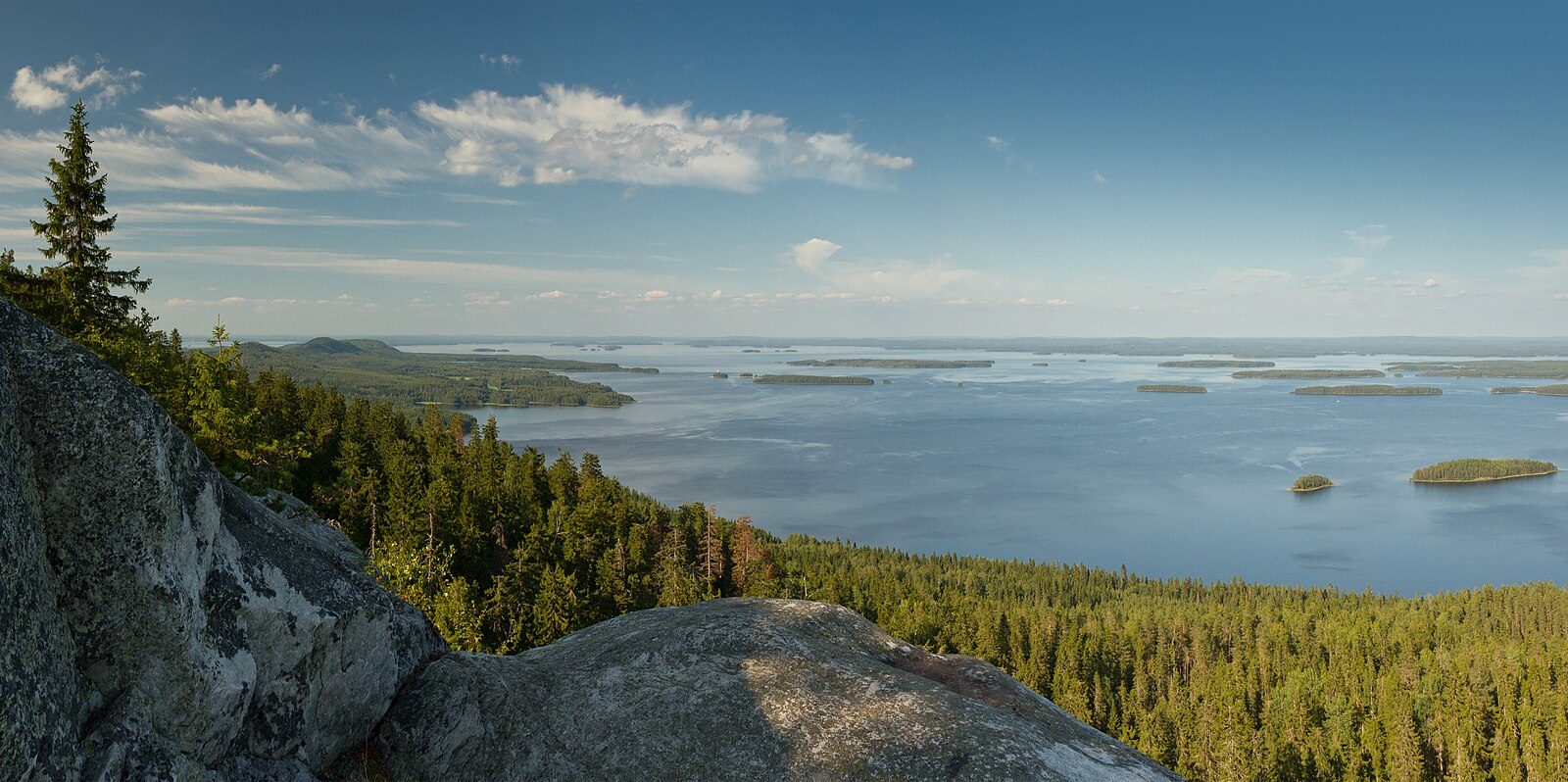Koli matkaopas: Ukko-Koli, vaellus, jäätie ja laskettelu
