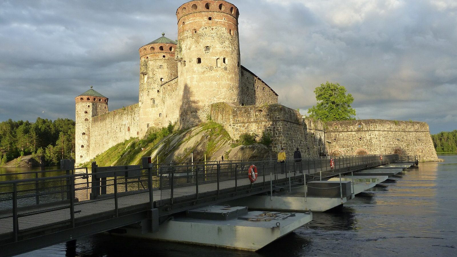 Savonlinna – Olavinlinna, oopperajuhlat ja Saimaan luonto