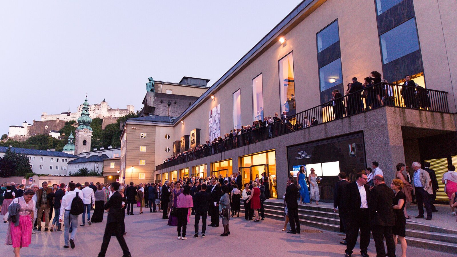 Salzburgin festivaalit: ooppera, Jokamies ja lippuvinkit