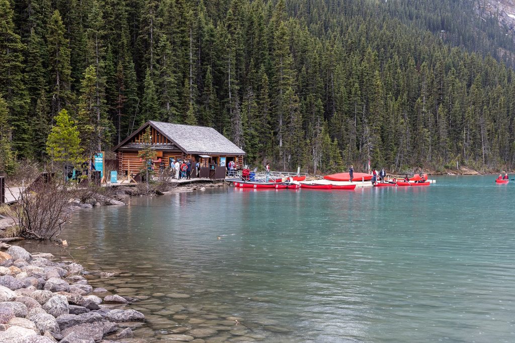 Stawamus Chiefin graniittimonoliitti Squamishissa Sea-to-Sky-tien varrella